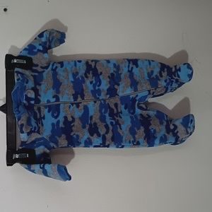 Baby zip up onesie with footsies